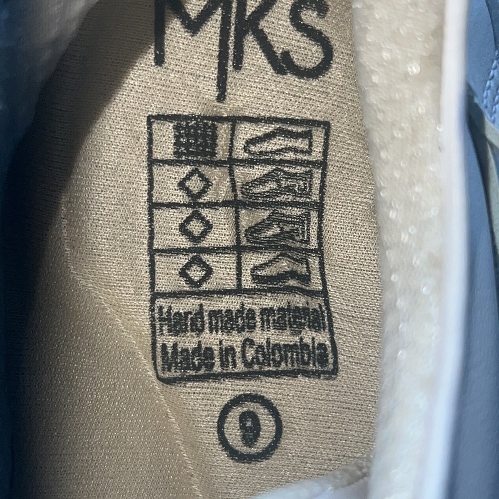 MKS Women's Shoe Size 9 White Faux Leather Bronze Star Lace Up Sneakers New - Picture 5 of 5